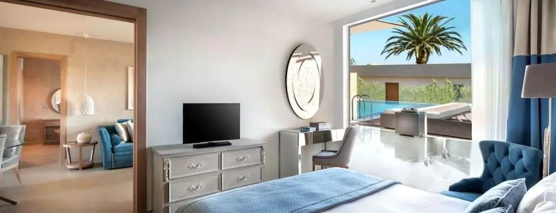 Deluxe Bungalov, 1 Yatak Odası, Havuz Manzaralı (Suite, Private Garden)