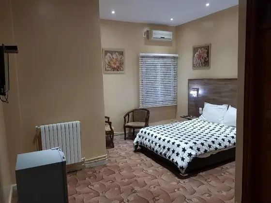 Standard Üç Kişilik Oda