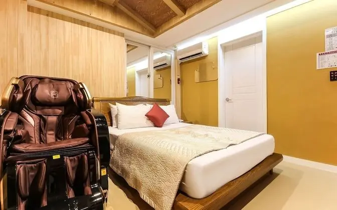 Oda (Hwangto Room)