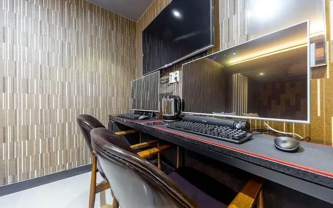 Oda (VIP special room (twin Netflix availa)