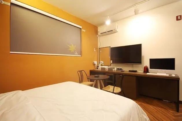 Deluxe Tek Büyük Yataklı Oda, Sigara İçilebilir