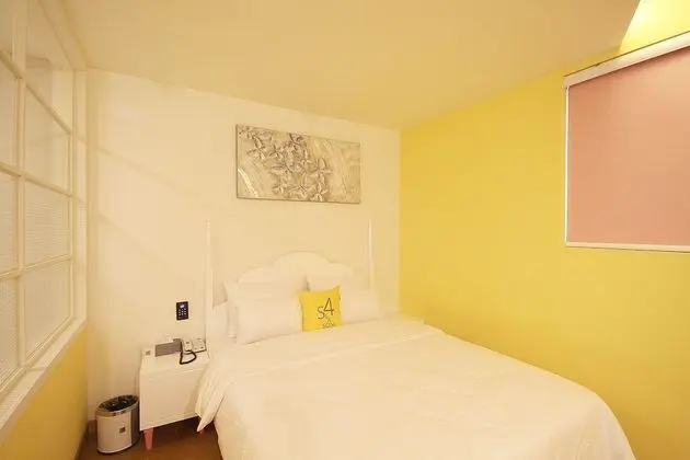 Deluxe Tek Büyük Yataklı Oda, Sigara İçilebilir