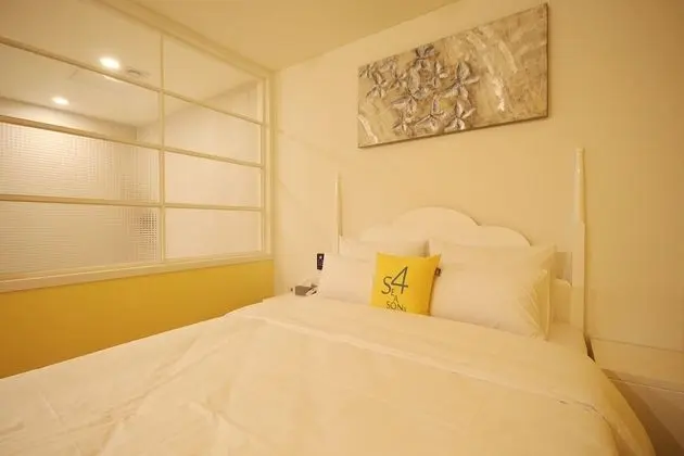 Deluxe Tek Büyük Yataklı Oda, Sigara İçilebilir