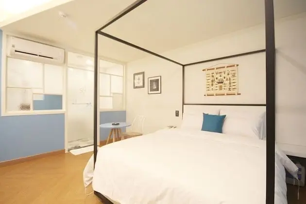 Standard Tek Büyük Yataklı Oda, Sigara İçilebilir