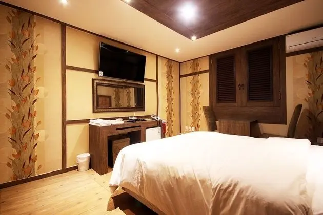 Oda (Special Room)