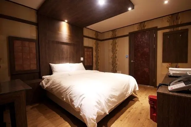 Oda (Special Room)
