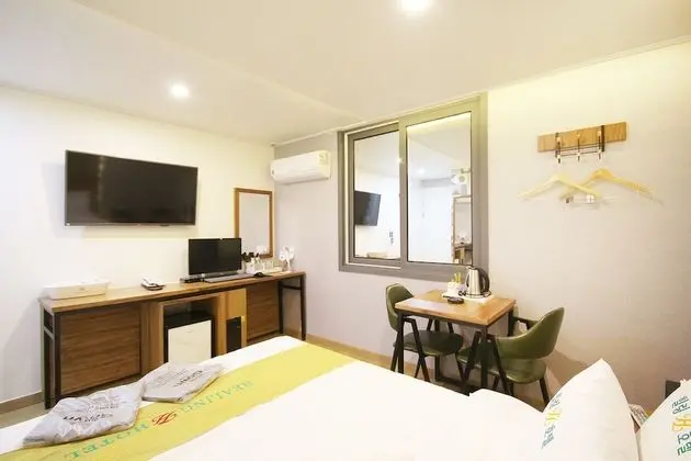 Oda (Standard (Netflix Available))