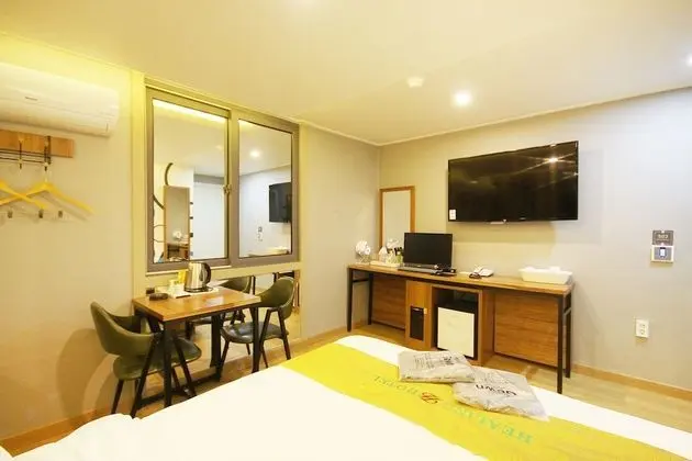 Oda (Standard (Netflix Available))