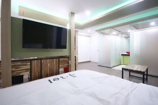 Oda (Special Room (Netflix))