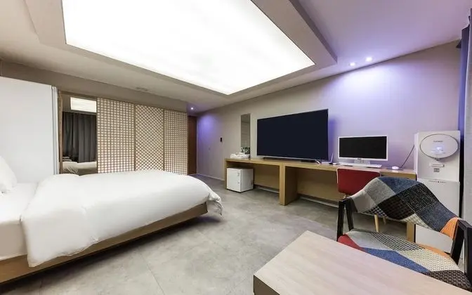 Oda (Dress Styler Room (LG Trom Styler)(Ai)