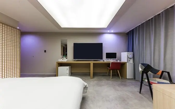 Oda (Dress Styler Room (LG Trom Styler)(Ai)