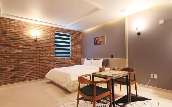 Oda (Standard Room (Netflix Available))