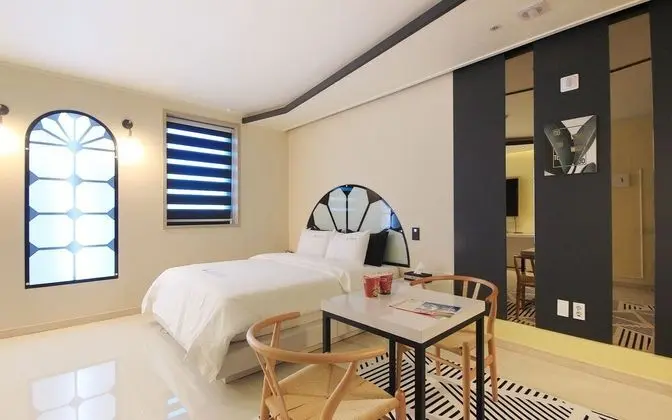 Oda (Standard Room (Netflix Available))