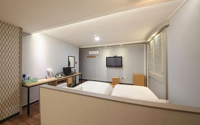 Oda (Suite Twin (Netflix available))