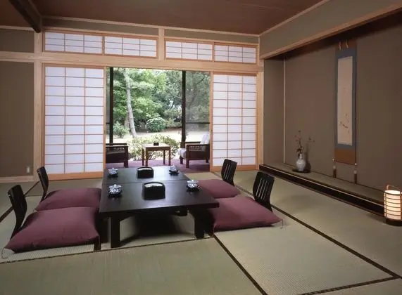 Traditional Oda, Özel Banyo (Kikuhoan)