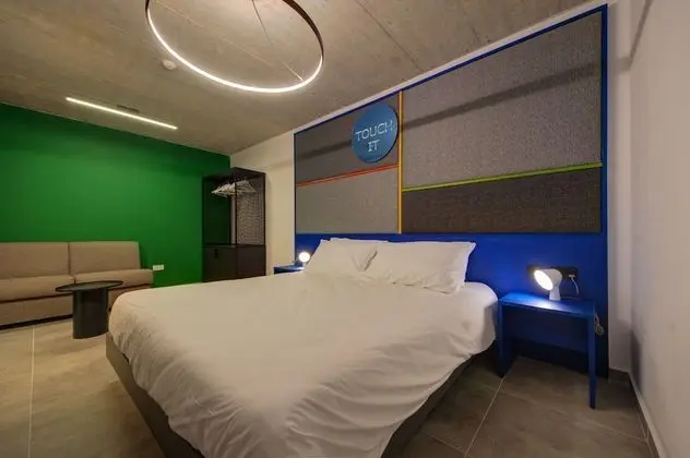 Comfort Tek Büyük veya İki Ayrı Yataklı Oda