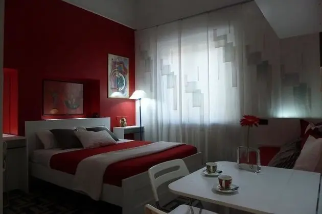 Üç Kişilik Oda (Kandinsky)