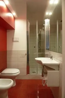 Üç Kişilik Oda (Kandinsky)