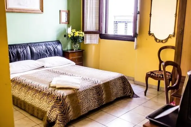 Basic Tek Büyük Yataklı Oda, Özel Banyo