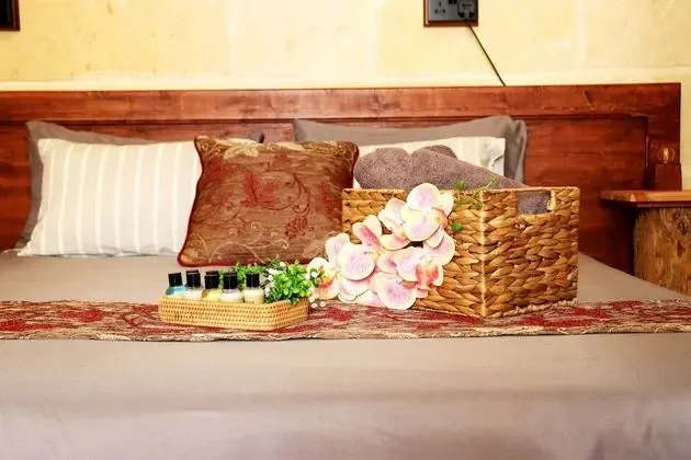 Comfort Tek Büyük Yataklı Oda