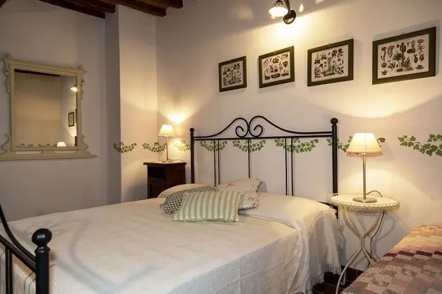 Comfort Üç Kişilik Oda, 1 Yatak Odası, Banyolu/Duşlu, Bahçe Manzaralı