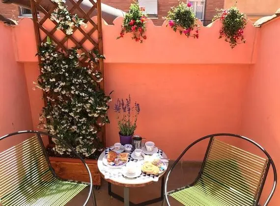 Tek Büyük Yataklı Oda, Balkon