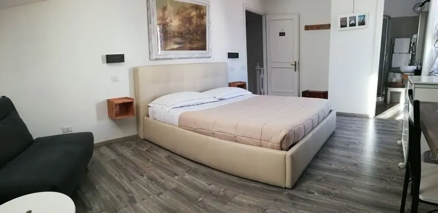 Üç Kişilik Oda