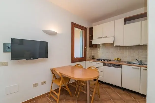 Standard Apart Daire, Birden Çok Yatak, Bahçeli (Il Borgo 2/12 700Mt From The Beach)