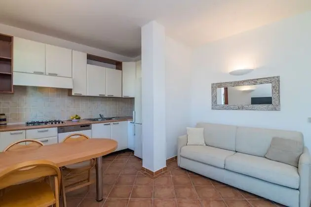 Standard Apart Daire, Birden Çok Yatak, Bahçeli (Il Borgo 2/12 700Mt From The Beach)