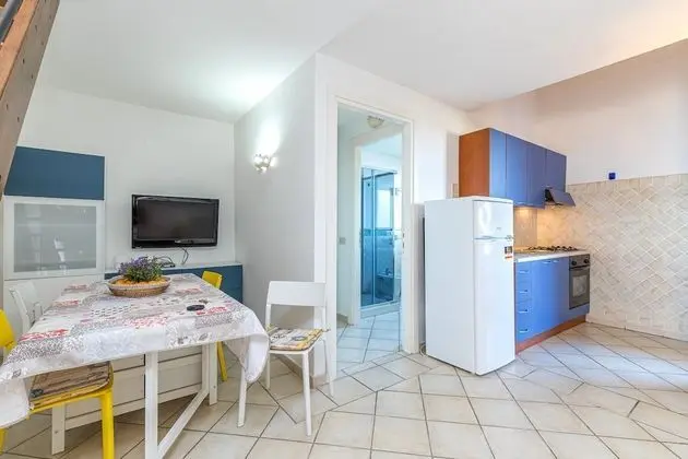 Family Apart Daire, 1 Çift Kişilik Yatak ve Çekyat (Il Borgo 2/15 700MT From The Beach)