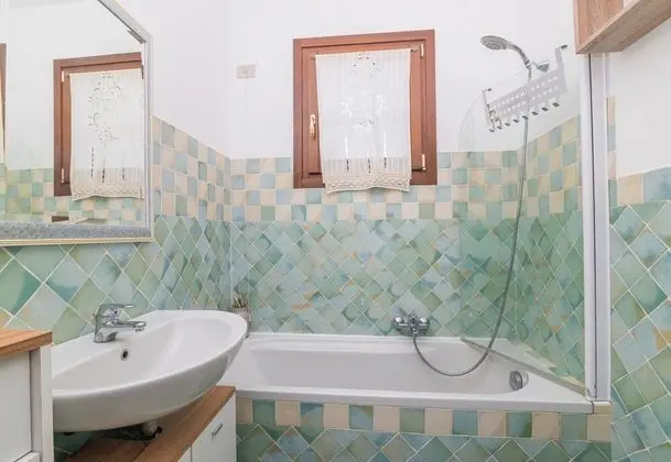 Standard Apart Daire, Birden Çok Yatak, Bahçeli (Il Borgo B/3 700Mt From The Beach)