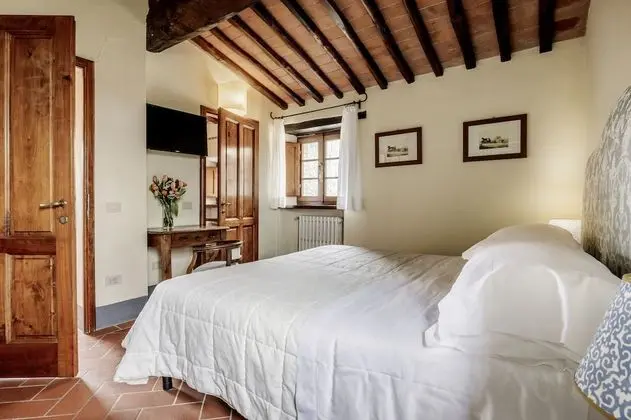 Classic Tek Büyük Yataklı Oda