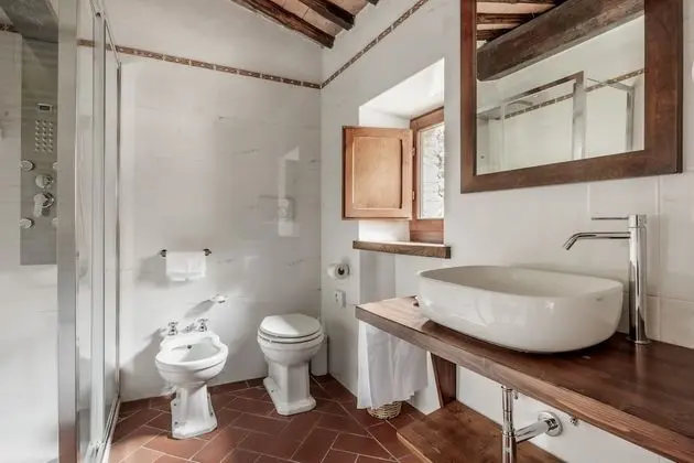 Classic Tek Büyük Yataklı Oda