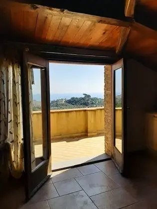 Çatı Katı Süiti (Penthouse)