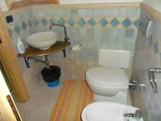 Tek Büyük veya İki Ayrı Yataklı Oda (Blu - Feudo)