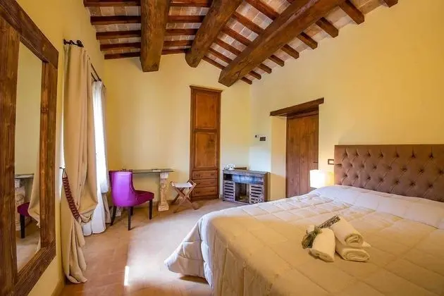 Superior Tek Büyük veya İki Ayrı Yataklı Oda