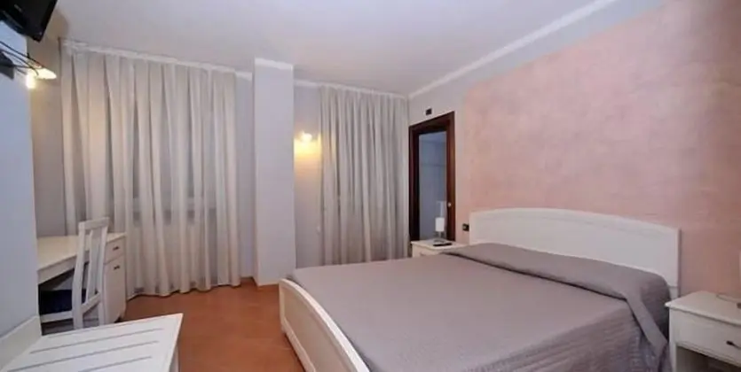 Tek Büyük veya İki Ayrı Yataklı Oda