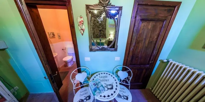 Tek Büyük veya İki Ayrı Yataklı Oda, Özel Banyo