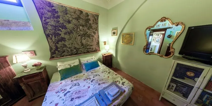 Tek Büyük veya İki Ayrı Yataklı Oda, Özel Banyo