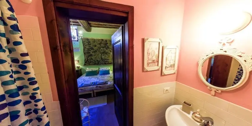 Tek Büyük veya İki Ayrı Yataklı Oda, Özel Banyo