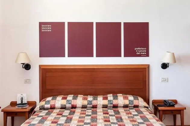 Economy Tek Büyük Yataklı Oda