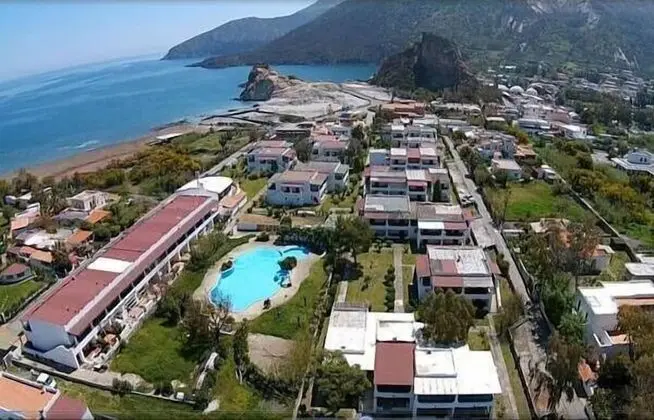 Stüdyo, Zemin Kat (M1)