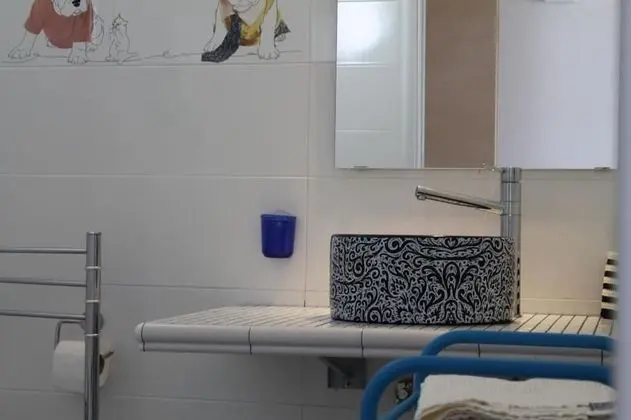 Comfort Tek Büyük Yataklı Oda