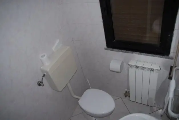 Üç Kişilik Oda