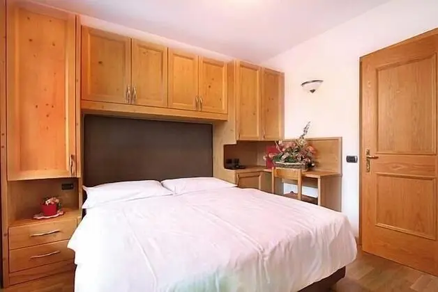 Classic Tek Büyük veya İki Ayrı Yataklı Oda