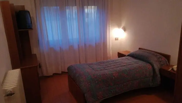 Tek Kişilik Oda