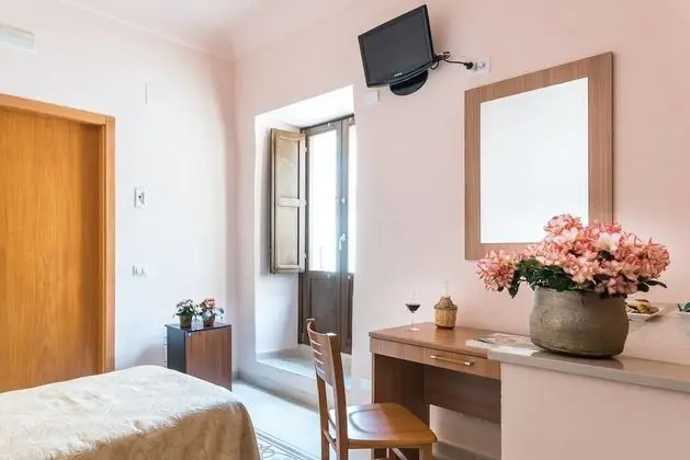 Deluxe Tek Büyük veya İki Ayrı Yataklı Oda, 1 Yatak Odası, Şehir Manzaralı