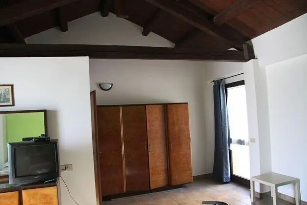 Dört Kişilik Oda, Sigara İçilmez