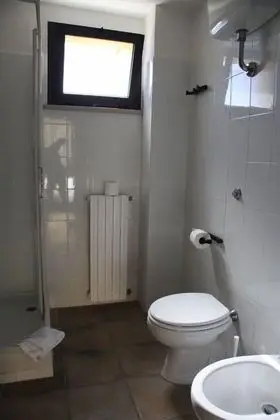 Dört Kişilik Oda, Sigara İçilmez