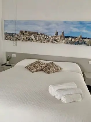 Comfort Tek Büyük veya İki Ayrı Yataklı Oda, Balkon